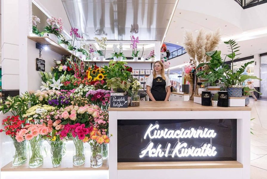 Zdjęcie na okładce dla Ach! Kwiatki w Magnolia Park | Kwiaciarnia od ponad 6 lat